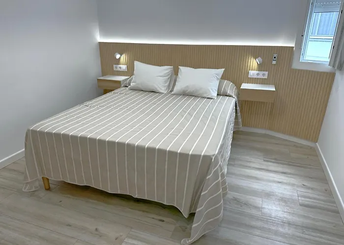 Apartamentos Le Smeraldine - Tu Mirador Al Mar Familias O Parejas